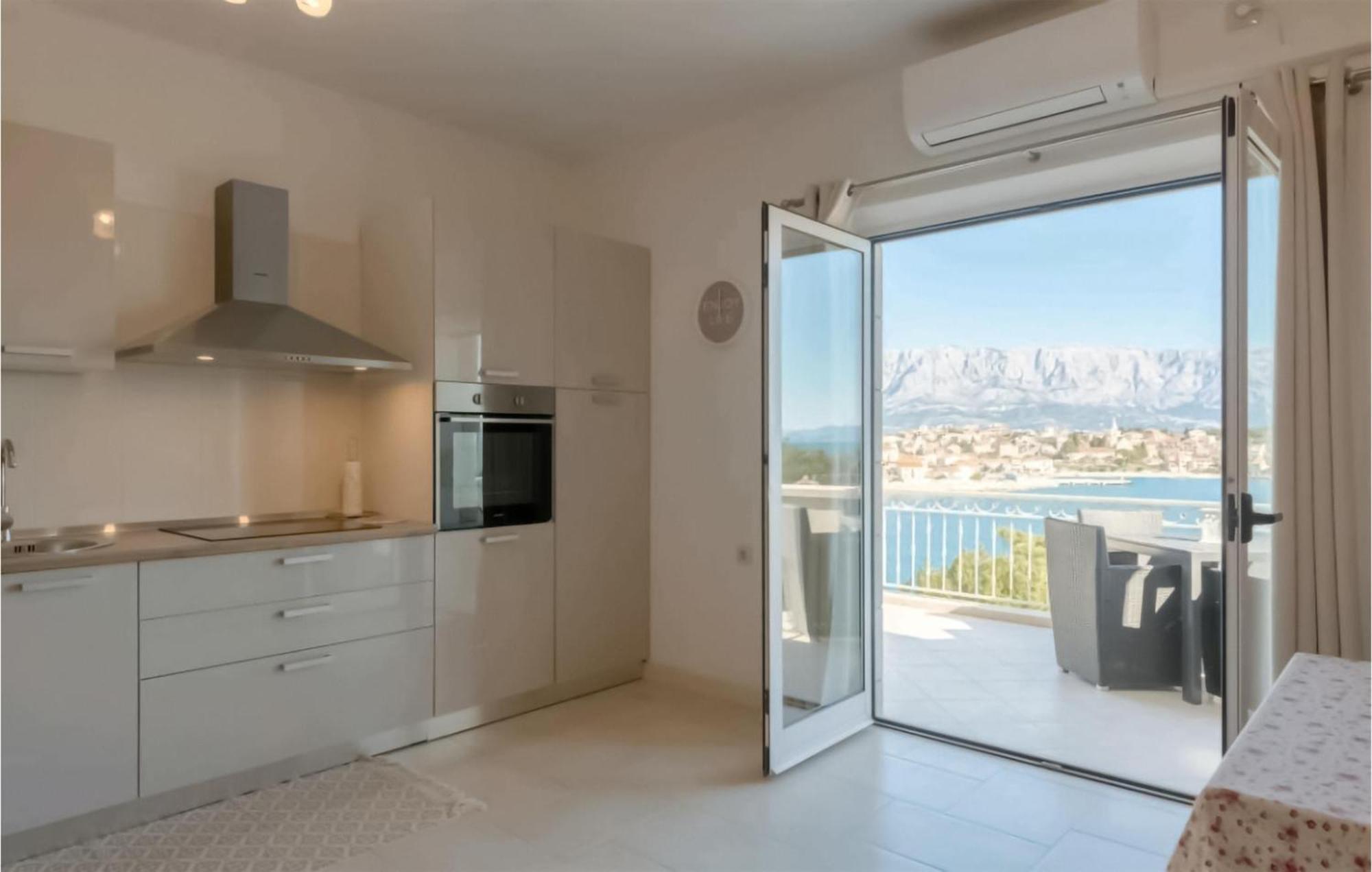 Amazing Apartment In Selca With Wifi Dış mekan fotoğraf